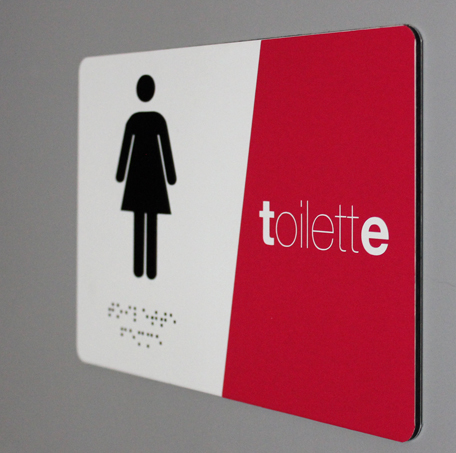 Plaque de porte braille wc femme