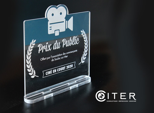 trophée en plexi